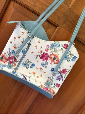 Italian leather one of a kind Bag in White and Light Blue